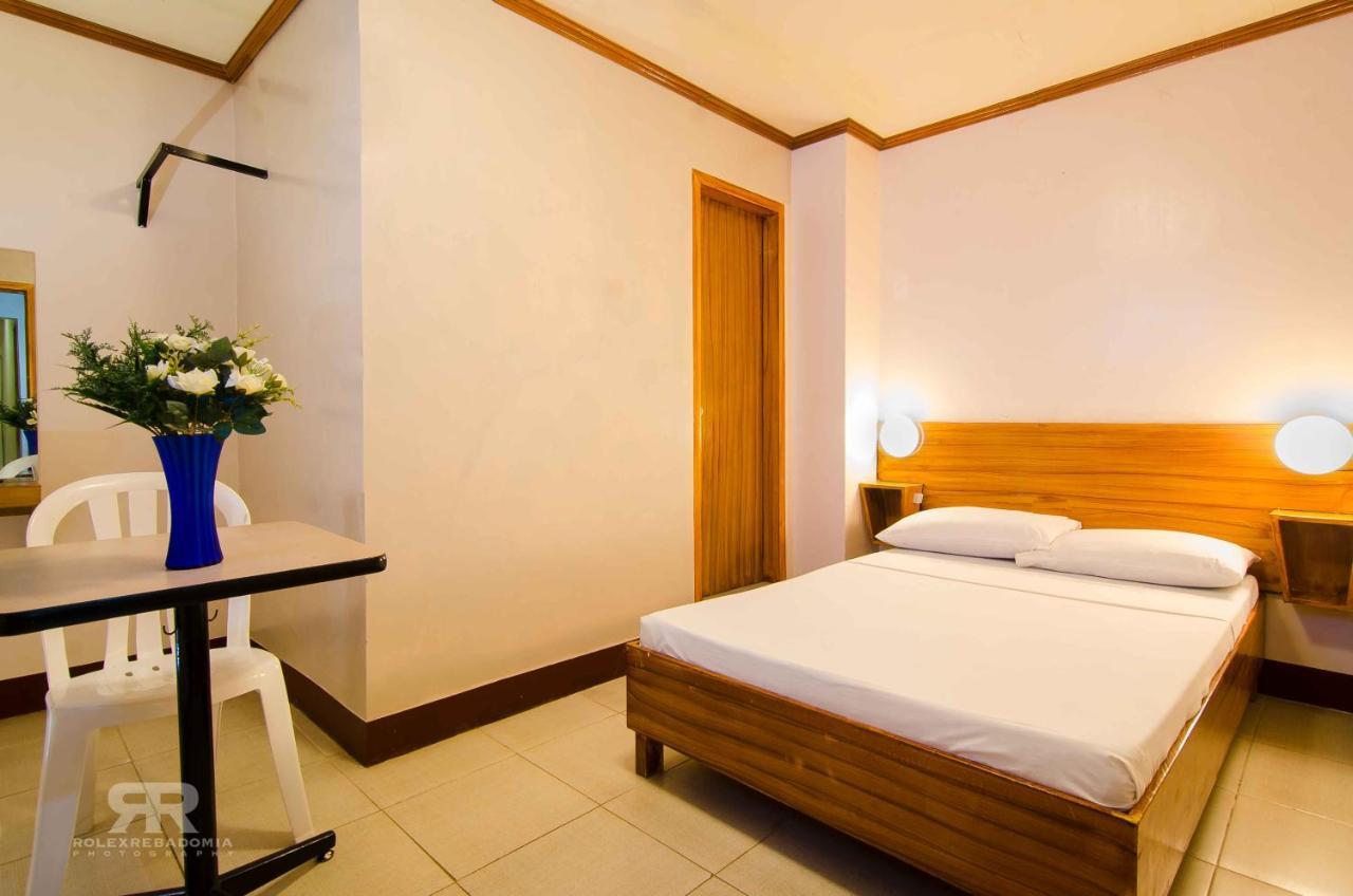 Diamond Hotel And Resto Catarman  Dış mekan fotoğraf