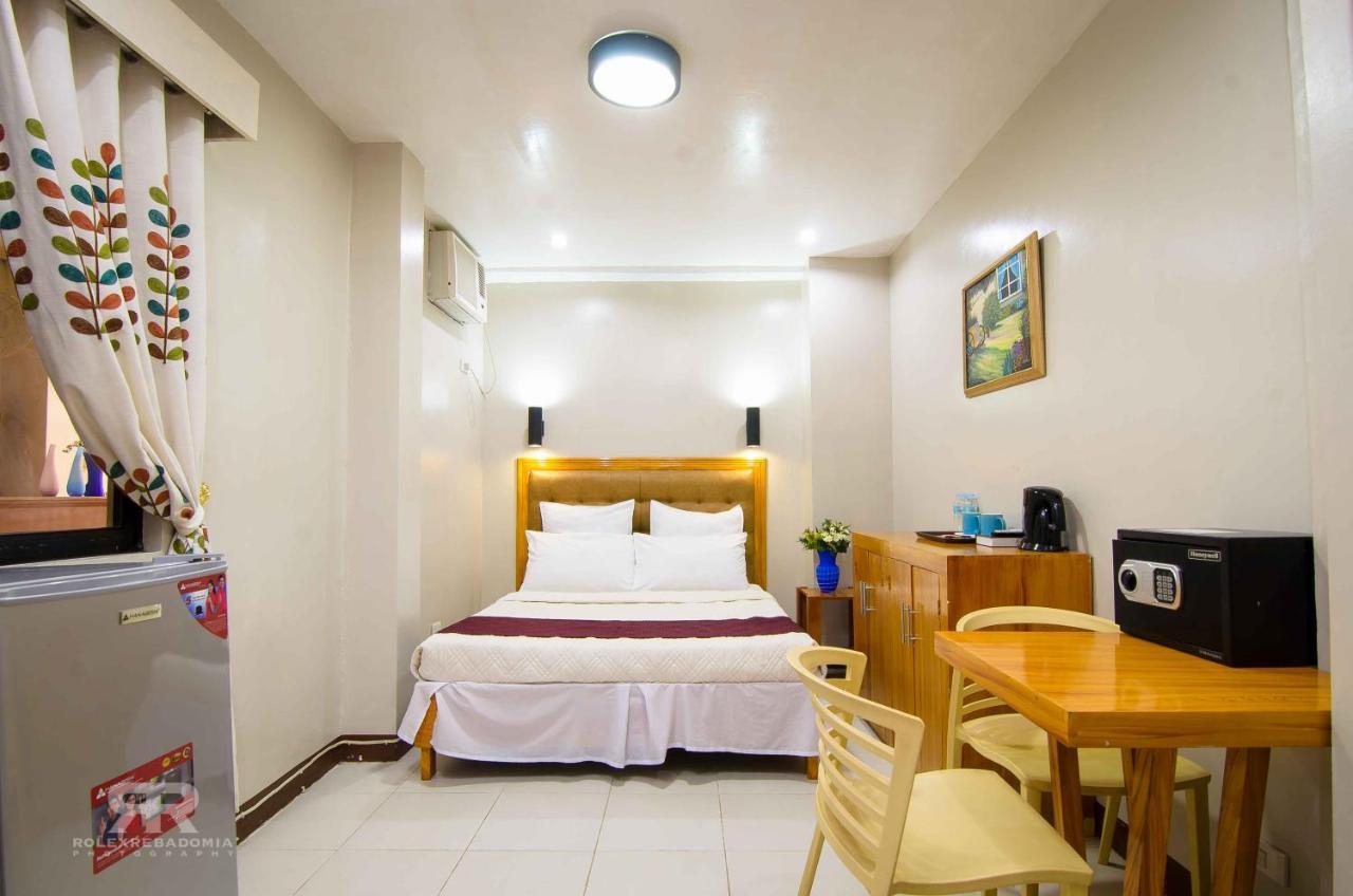 Diamond Hotel And Resto Catarman  Dış mekan fotoğraf