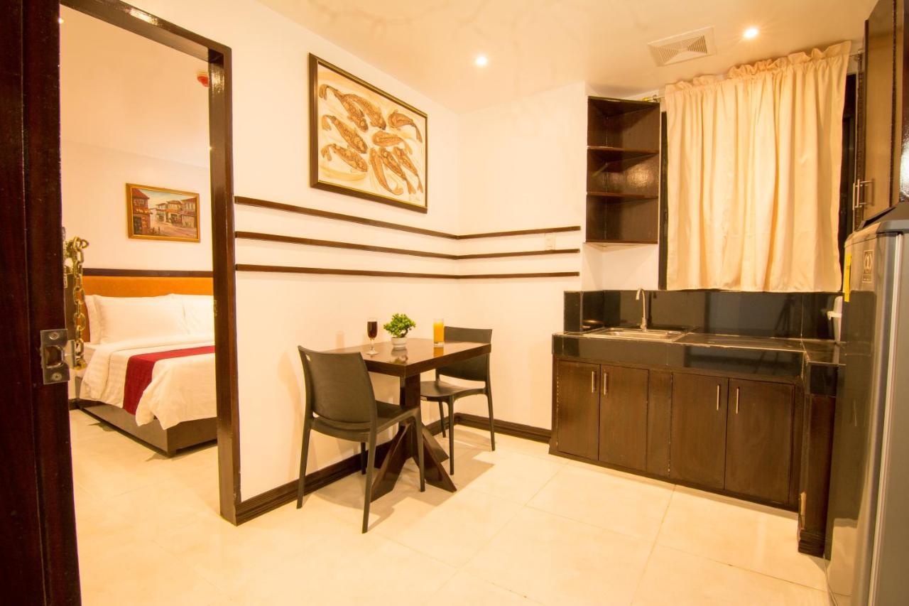 Diamond Hotel And Resto Catarman  Dış mekan fotoğraf