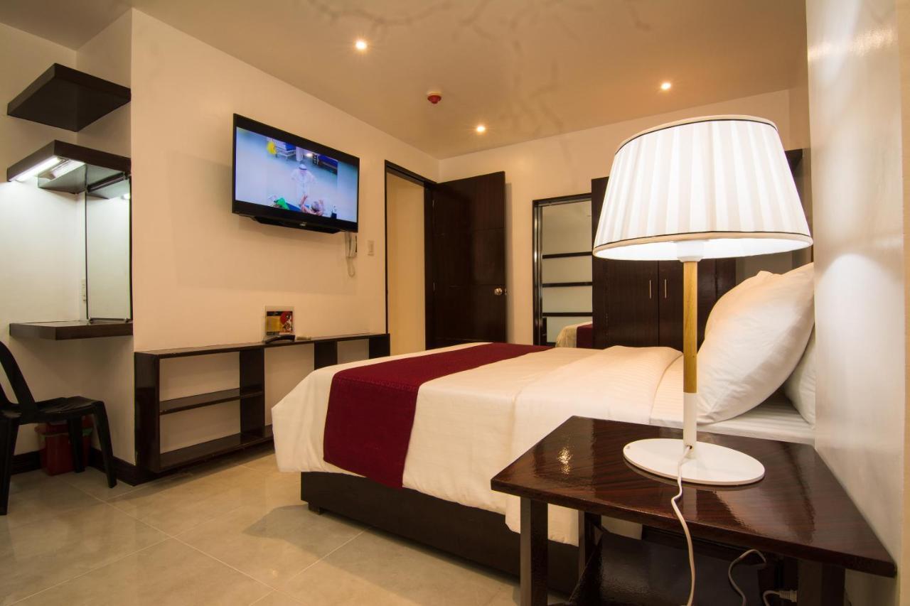 Diamond Hotel And Resto Catarman  Dış mekan fotoğraf