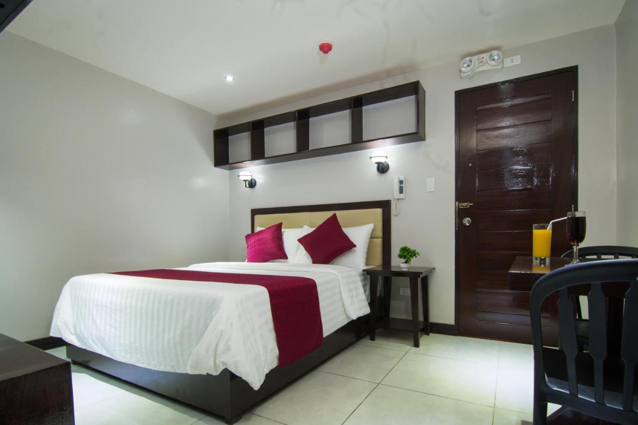 Diamond Hotel And Resto Catarman  Dış mekan fotoğraf